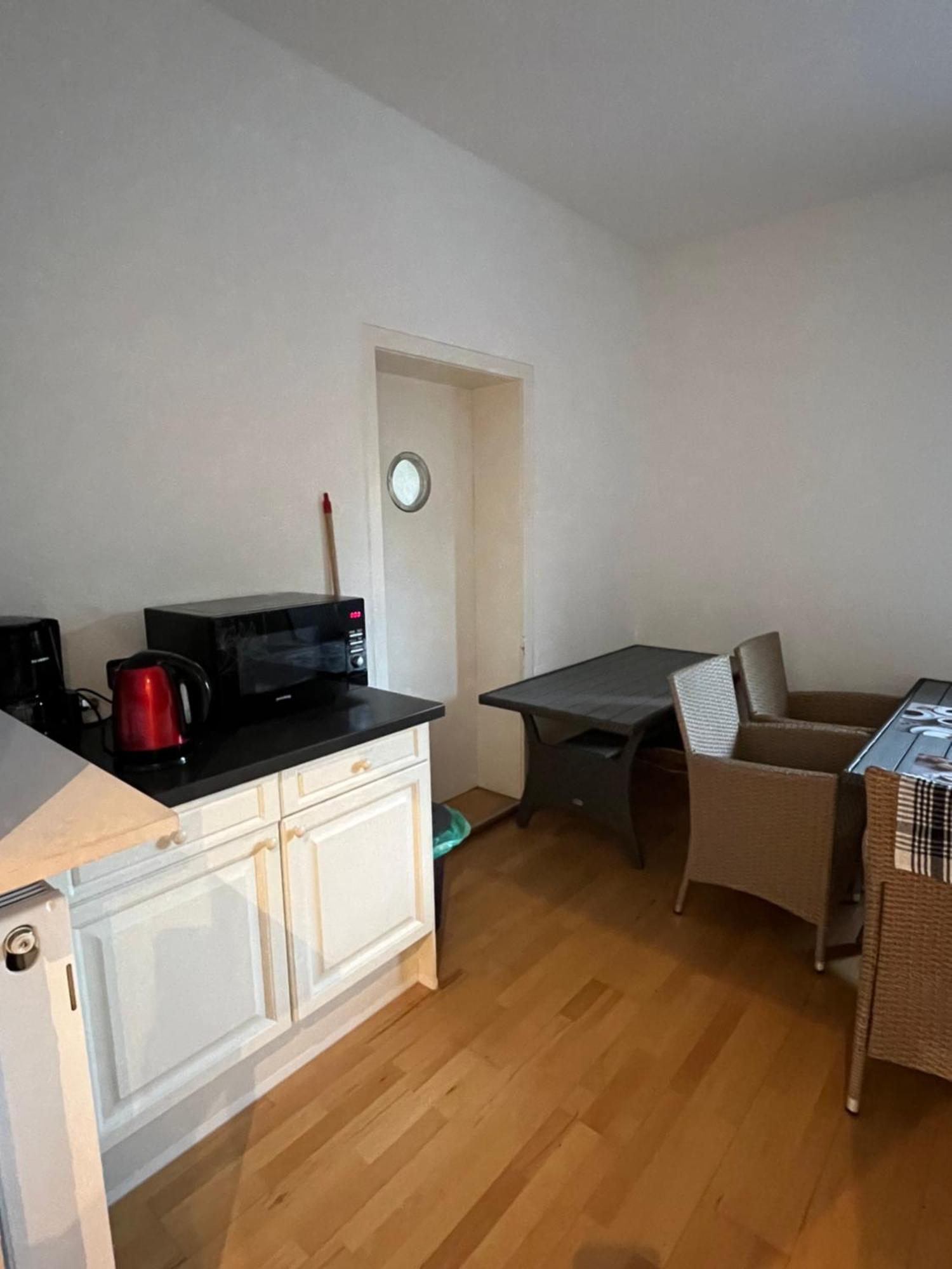 Meine Doppelzimmer, Tv- Bad, Kuehlschrank- Parkplatz-17 מראה חיצוני תמונה